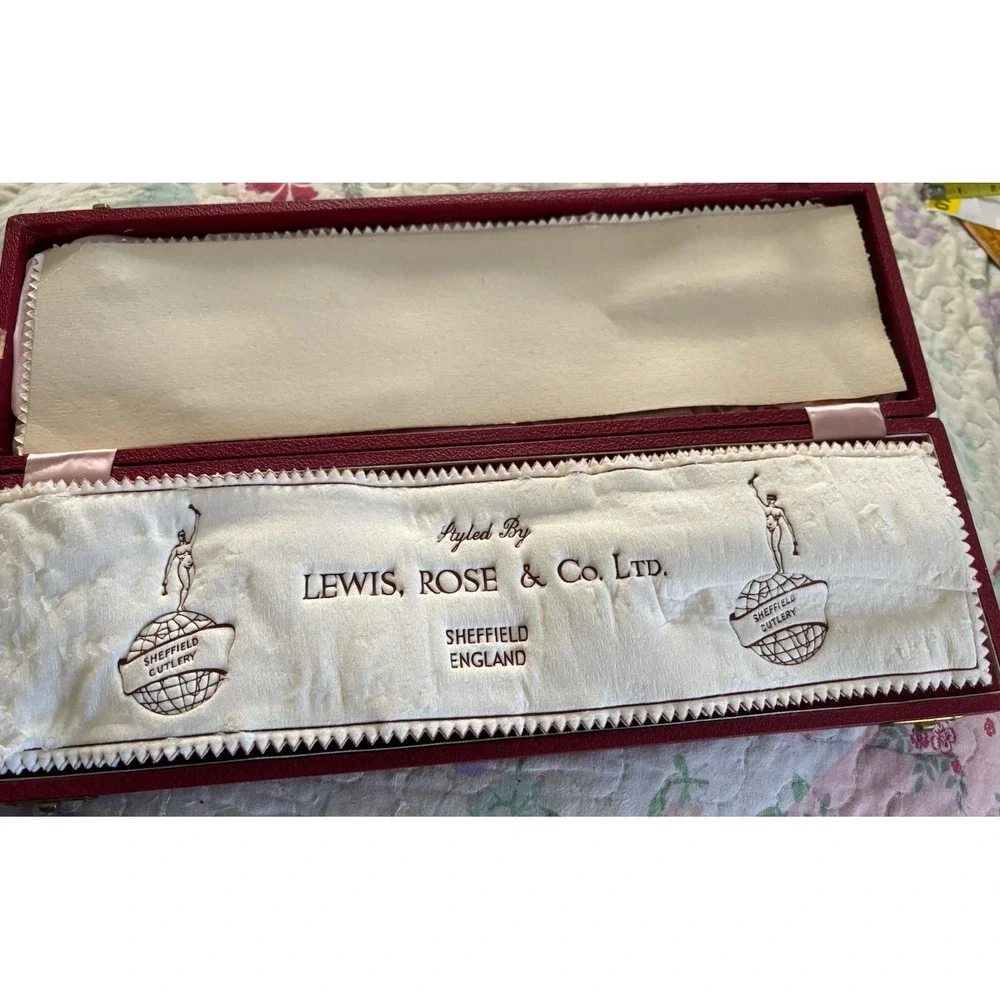 Lewis & Rose Co. Carved Stag Horn Cutlery Carving Set Sheffield‎ England